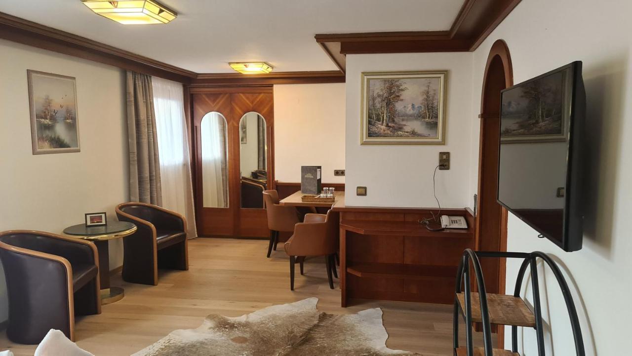 Hotel Tyrolis Zirl Kültér fotó